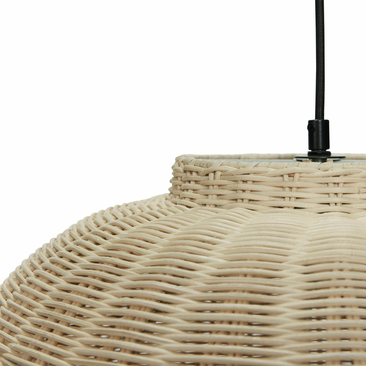 Hanging lamp ronde in rattan Chand - Hübsch - The Cool Republic