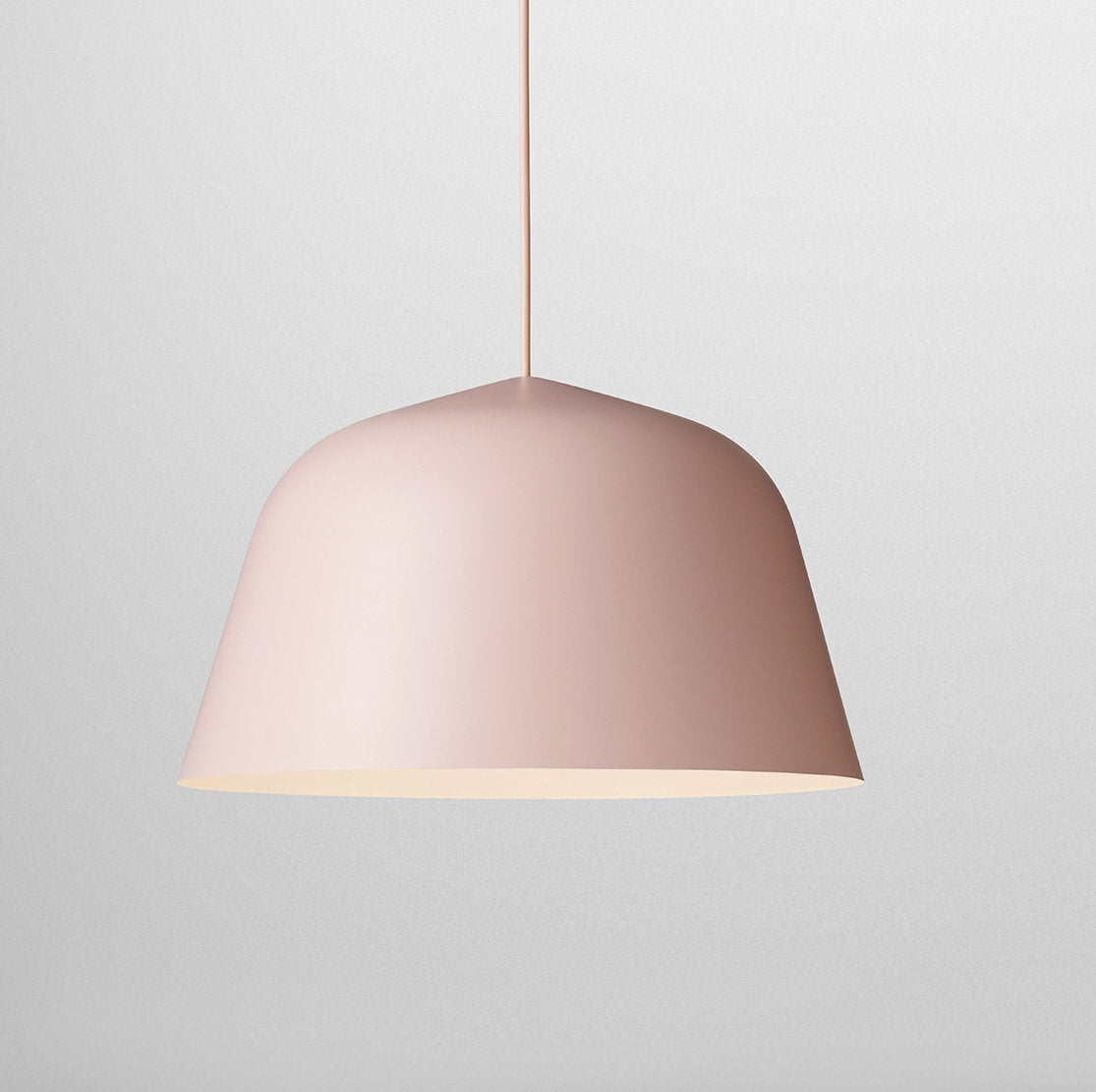 Suspension rose poudré 40 cm Ambit - Muuto - The Cool Republic
