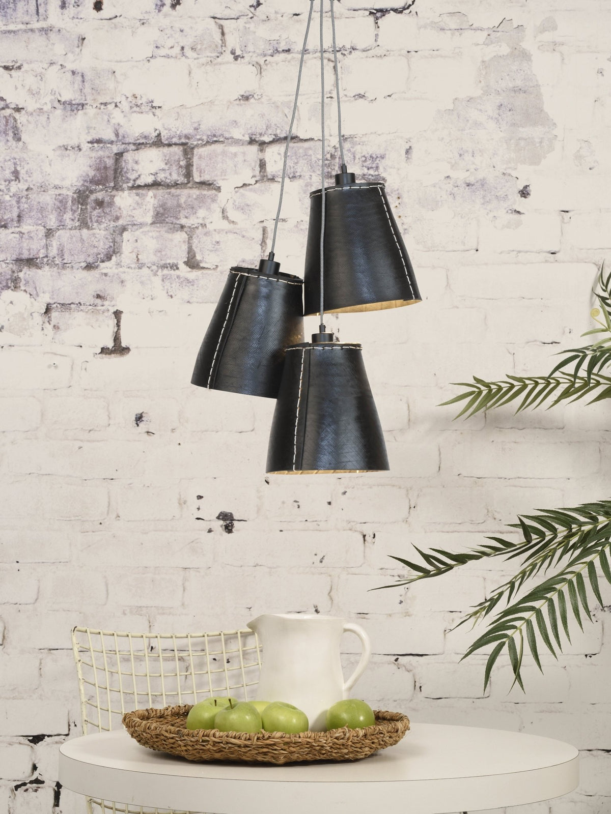 Suspension trio noire en pneu recyclé Amazon 26 cm - Good & Mojo - The Cool Republic