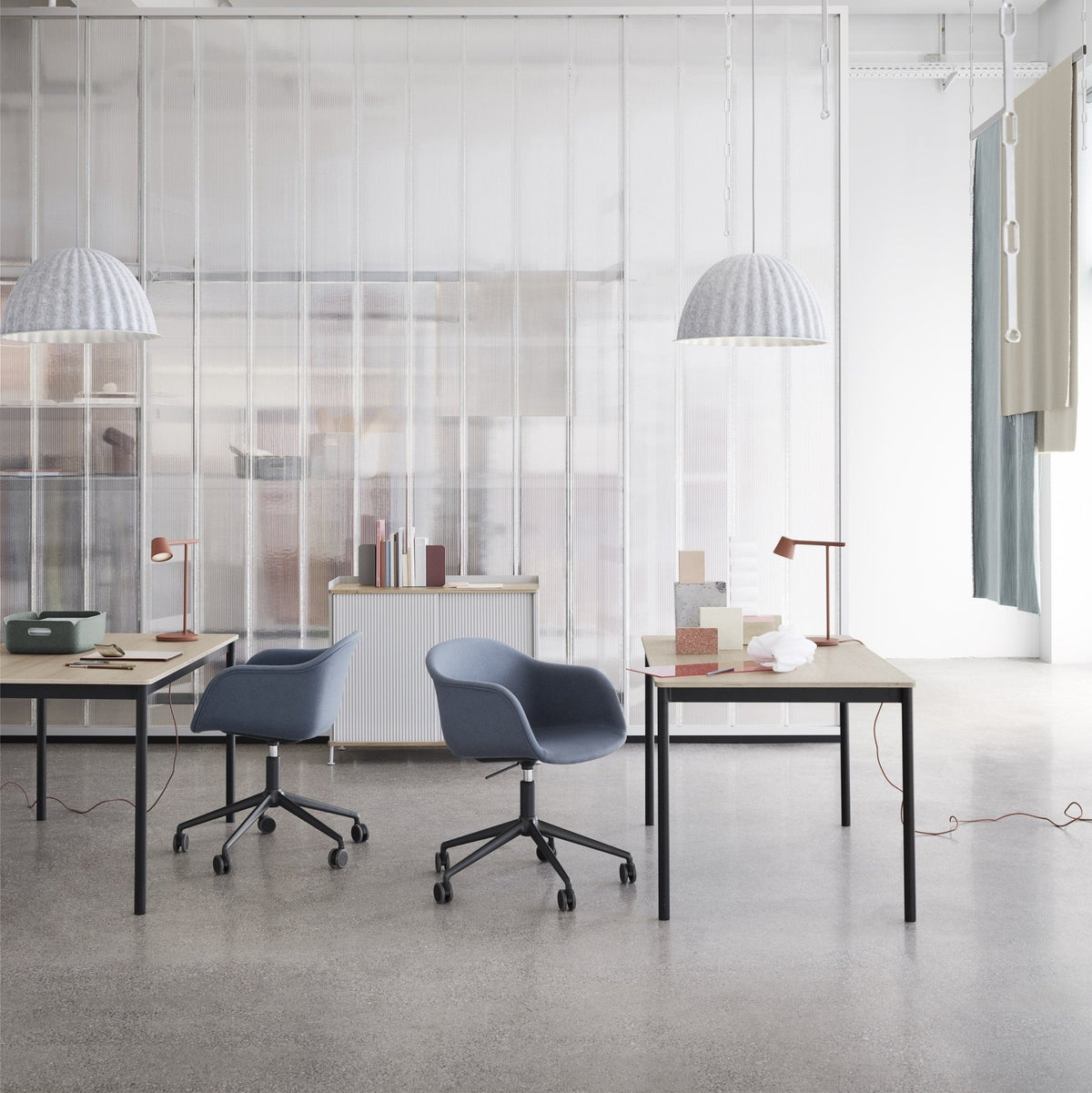 Table 140 cm blanche Base - Muuto - The Cool Republic