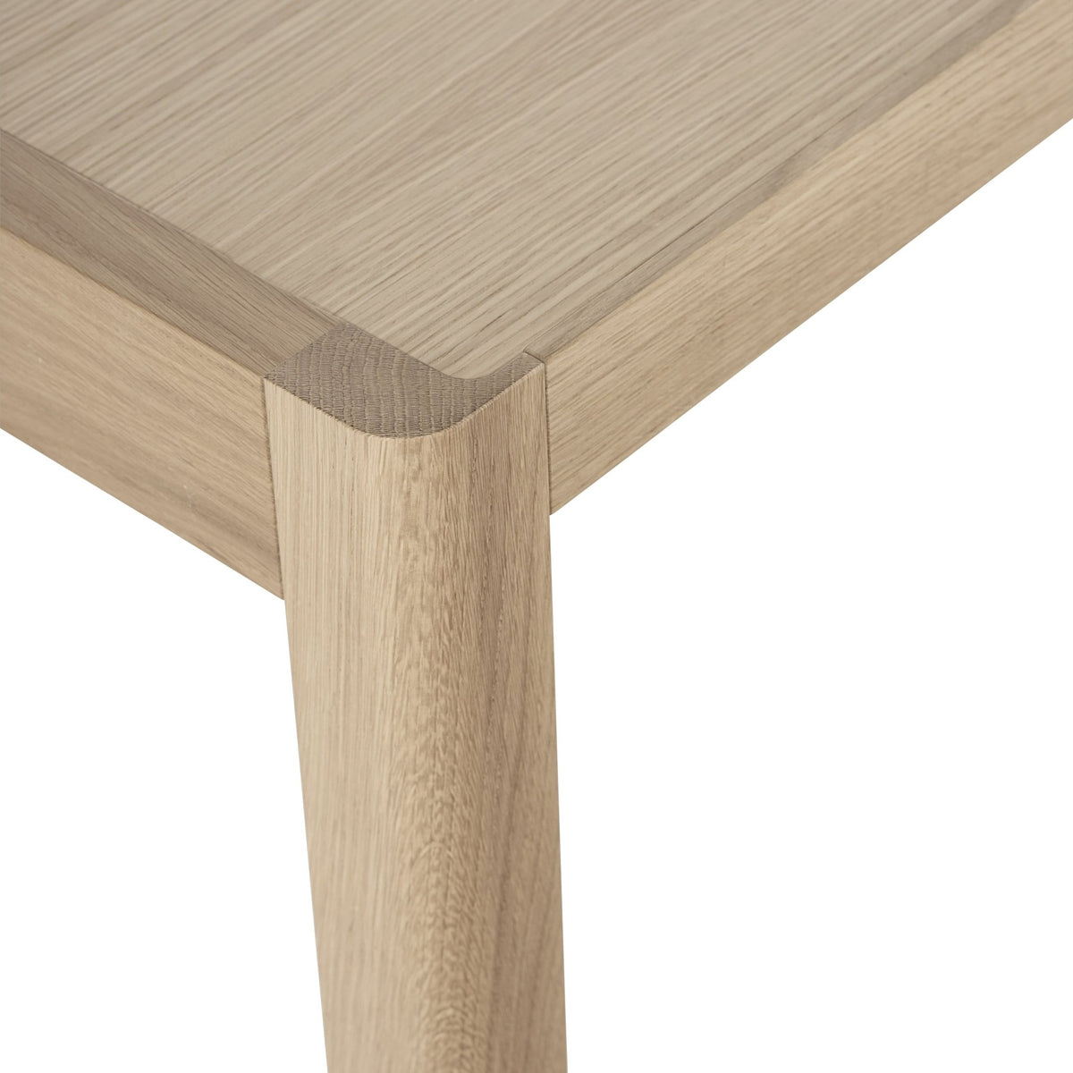Table 140 cm chêne naturel Workshop - Muuto - The Cool Republic