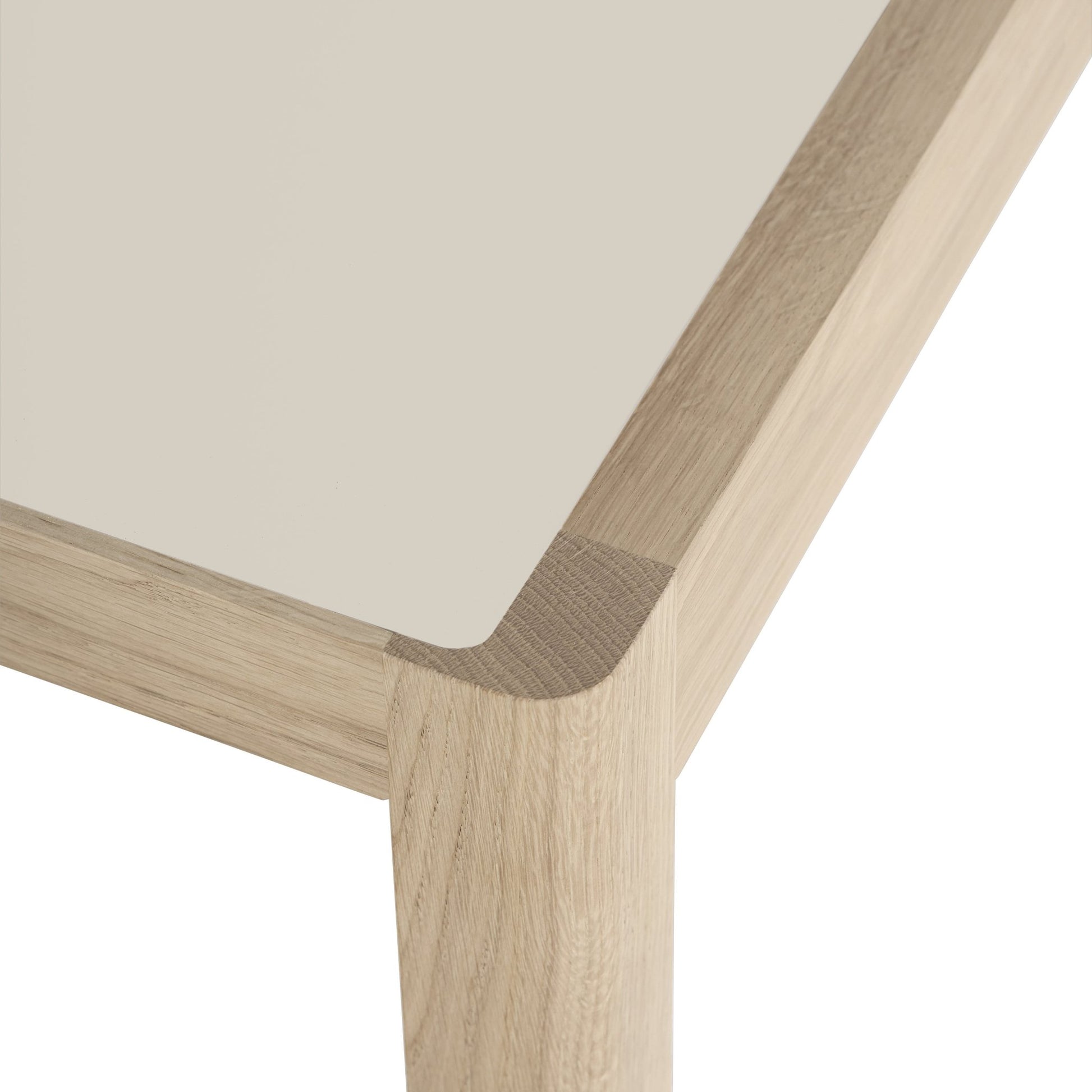 Table 140 cm grise et chêne naturel Workshop - Muuto - The Cool Republic