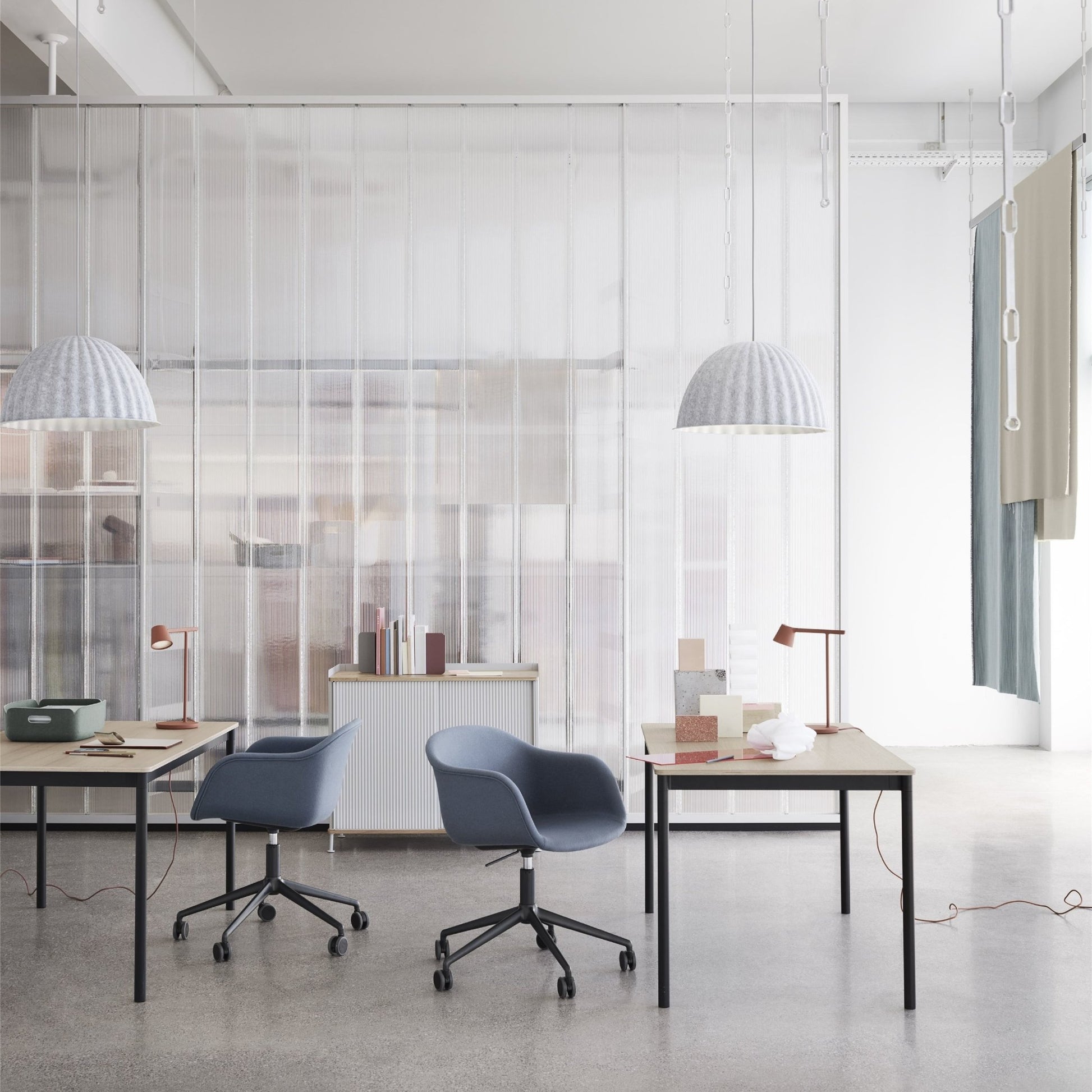 Table 190 cm blanche Base - Muuto - The Cool Republic