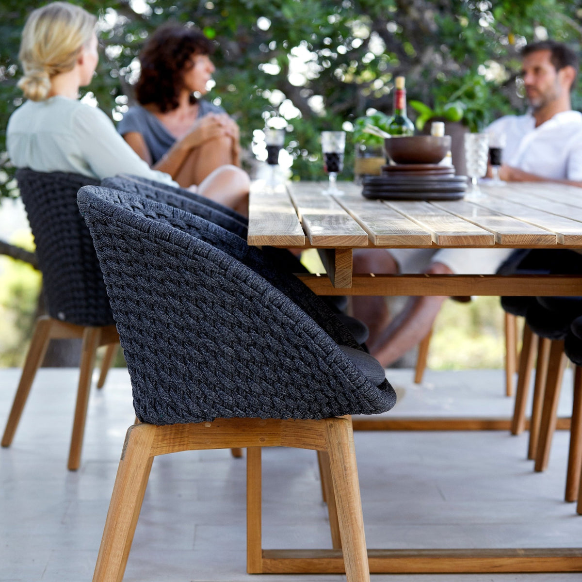 Table à manger 332 x 100 en teck Endless - Cane-Line - The Cool Republic