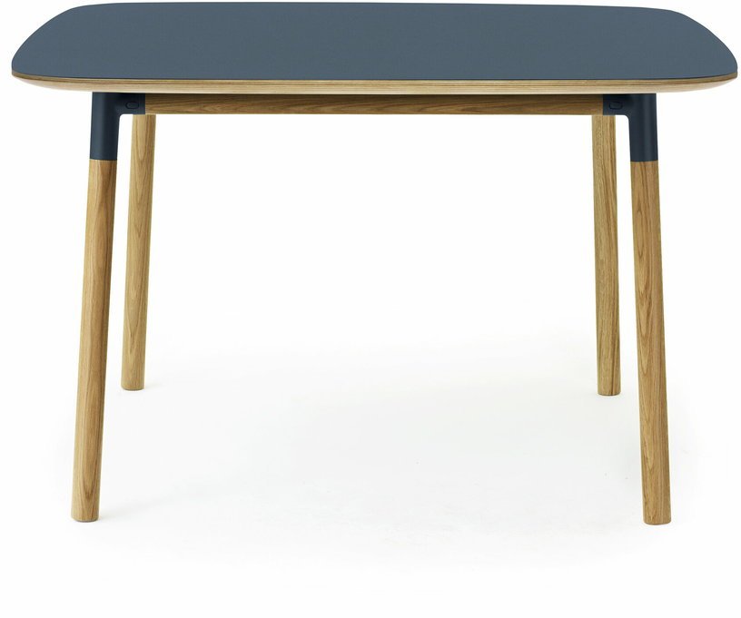 Table à manger carrée en chêne et lino bleu 120 x 120 cm Form - Normann Copenhagen - The Cool Republic