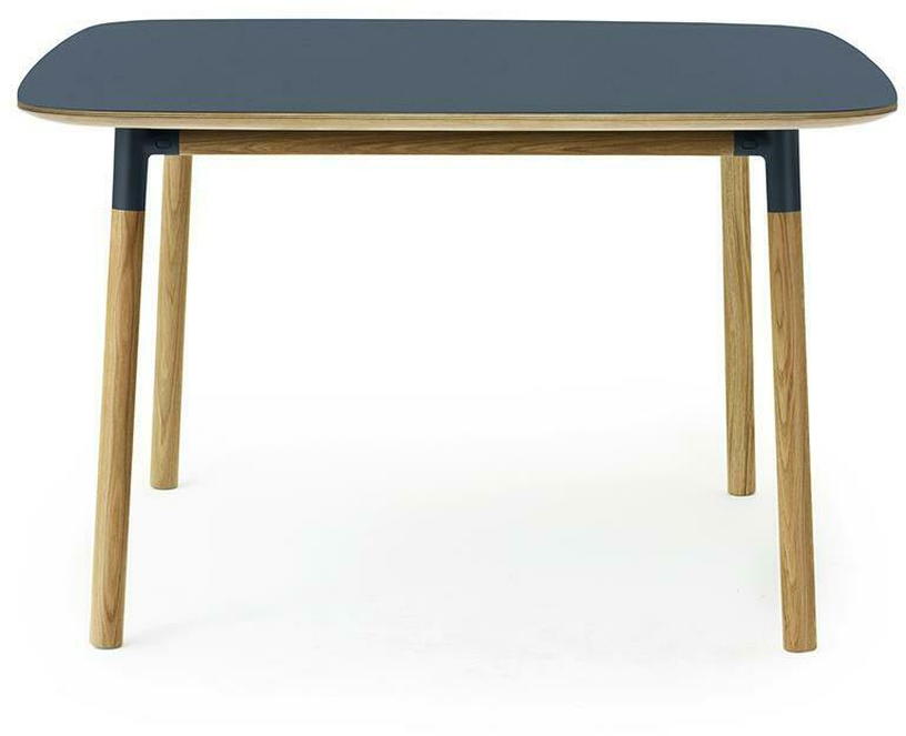 Table à manger carrée en chêne et lino bleu 120 x 120 cm Form - Normann Copenhagen - The Cool Republic