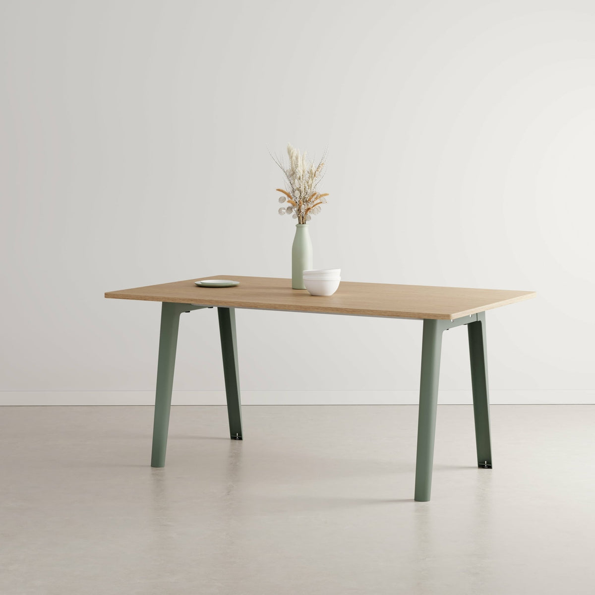 Eco-certified oak dining table 160 x 95 cm eucalyptus grey legs New Modern - Tiptoe - The Cool Republic