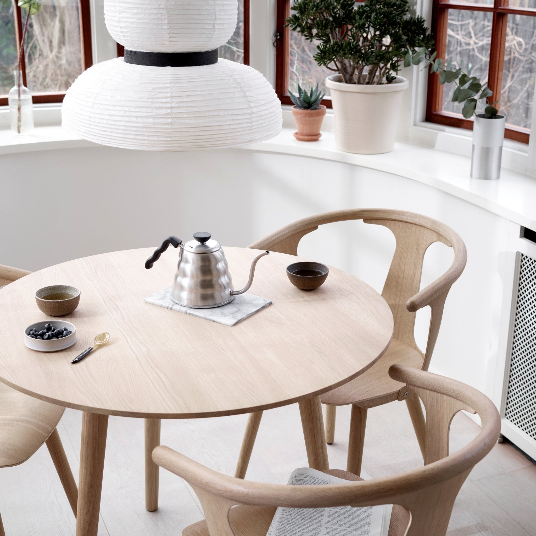 Table à manger en chêne naturel SK3 - &tradition - The Cool Republic