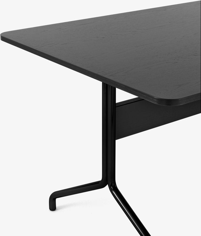 Table à manger en chêne noir et métal noir 160x90 cm Pavilion AV18 - &tradition - The Cool Republic
