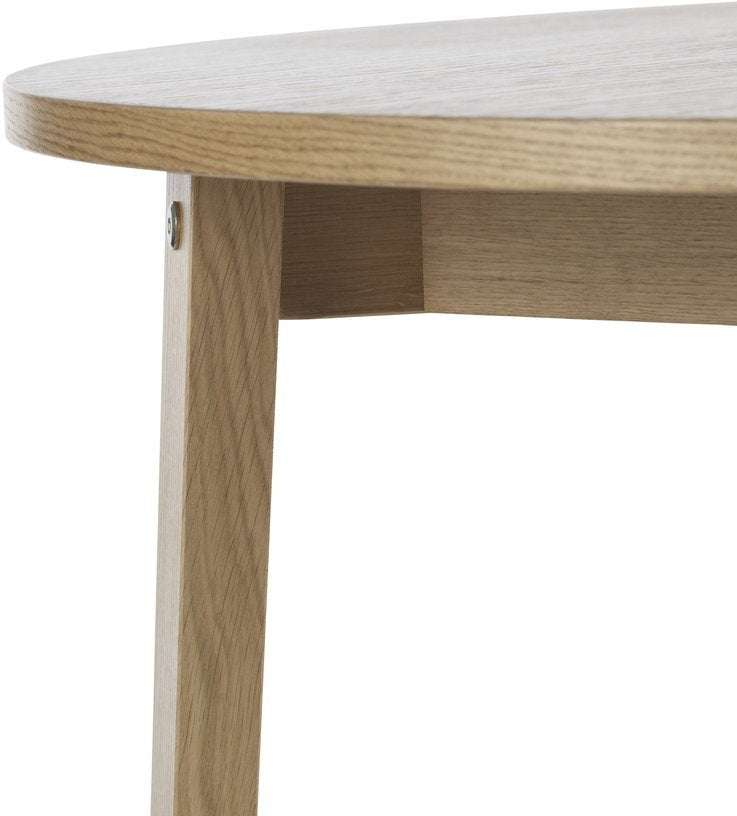 Table à manger ronde en chêne naturel 95 cm Slice Oak - Normann Copenhagen - The Cool Republic