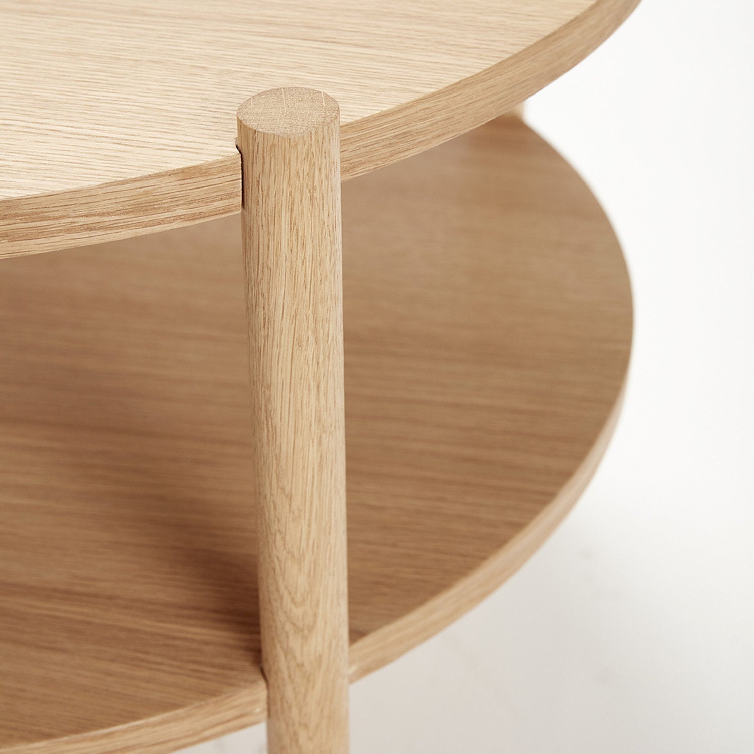 Table basse avec 2 plateaux en chêne naturel Round - Hübsch - The Cool Republic