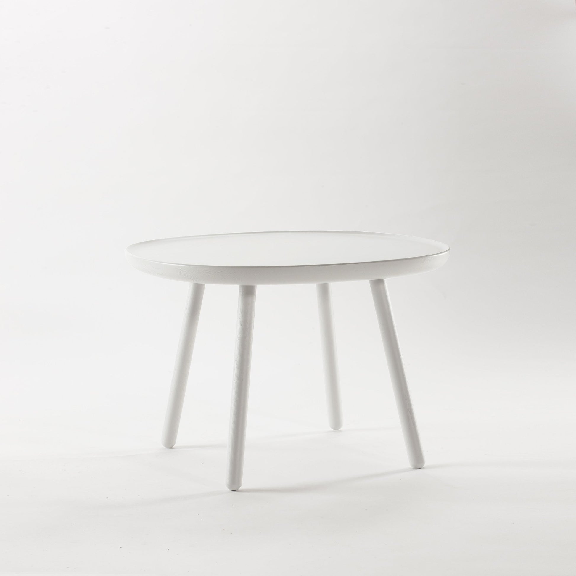 Table basse blanche 64 cm Naïve - Emko - The Cool Republic