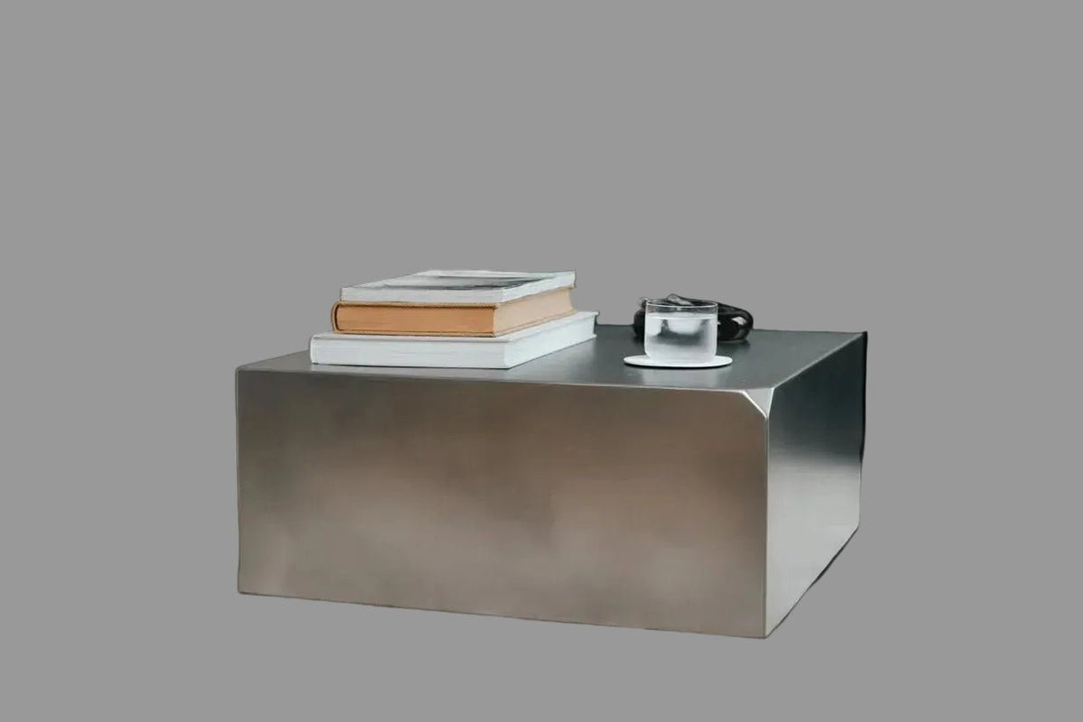 Table basse carrée en acier inoxydable sablé 63x27cm Raw c square - Metallbude - The Cool Republic