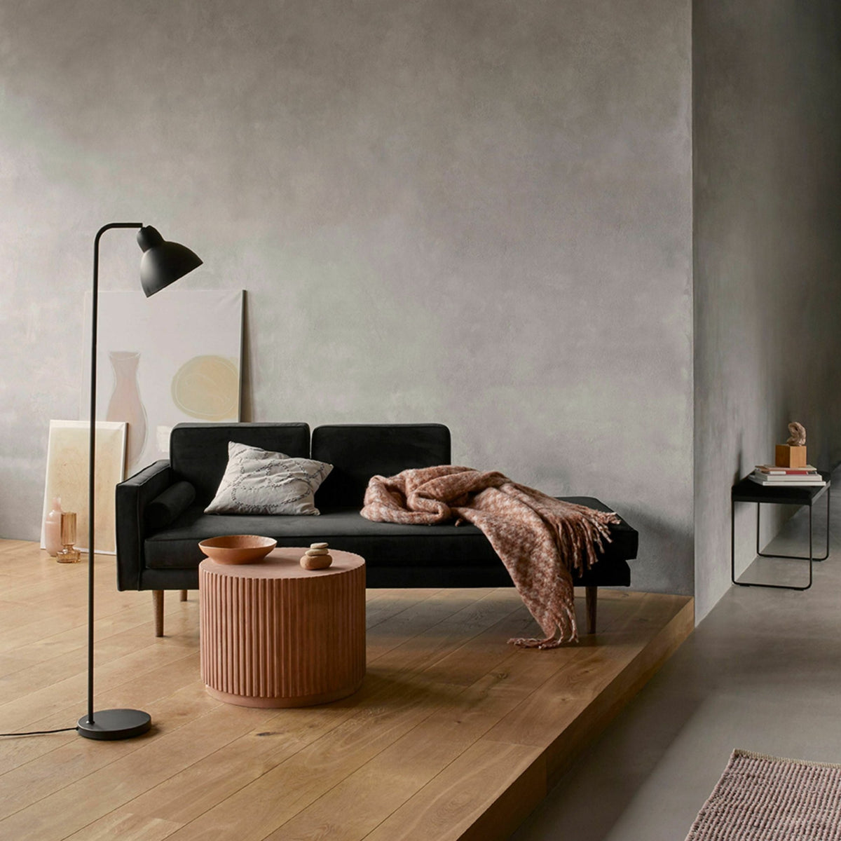 Table basse d'appoint noir charbon S Rillo - Broste Copenhagen - The Cool Republic