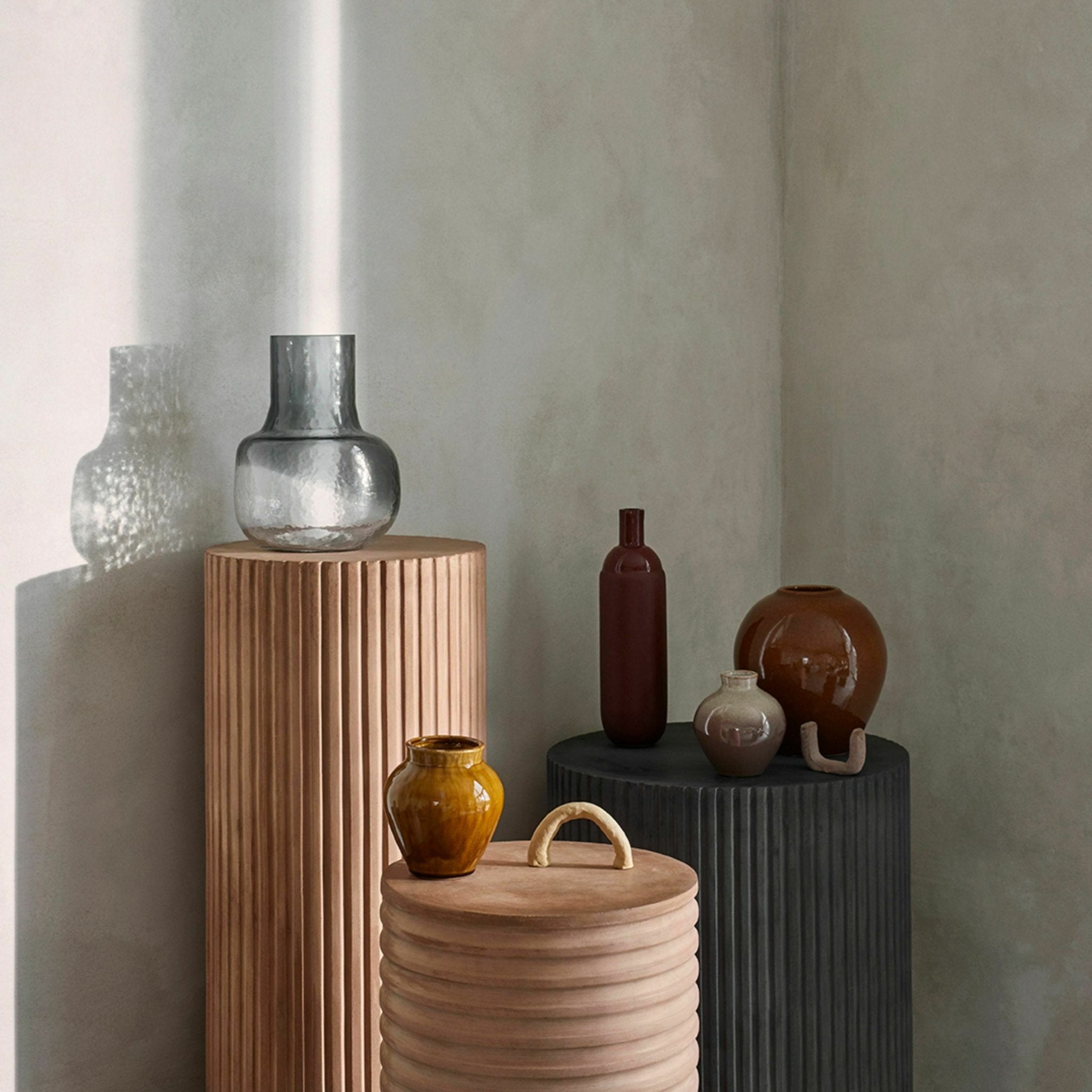 Table basse d'appoint noir charbon S Rillo - Broste Copenhagen - The Cool Republic