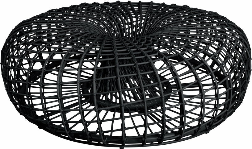 Table basse de jardin en cannage noir Nest - Cane - Line - The Cool Republic