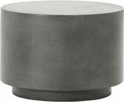 Table basse d’extérieur aspect béton - House Doctor - The Cool Republic