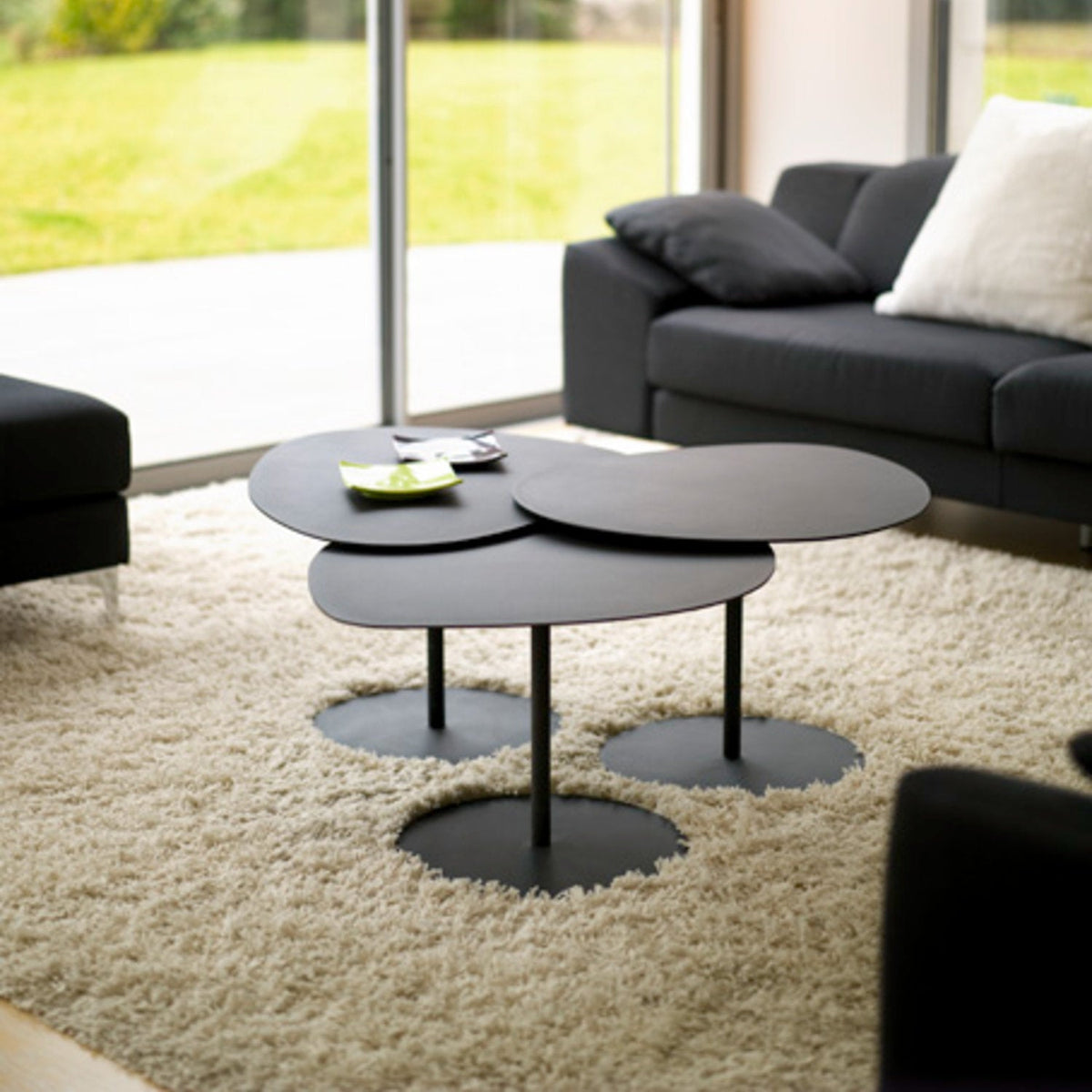 Table basse en acier blanche Galet n°1 - Matière Grise - The Cool Republic