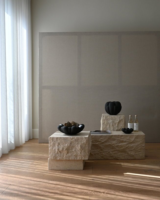 Table basse en calcaire 40x42x35cm Temple - 101 COPENHAGEN - The Cool Republic