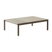 Table basse en grès beige sable wavy et chêne foncé 85 x 120 cm Couple - Muuto - The Cool Republic