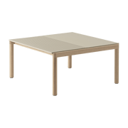 Table basse en grès beige sable wavy et chêne naturel 85 x 80 cm Couple - Muuto - The Cool Republic