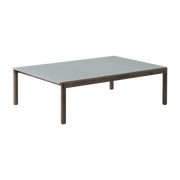Table basse en grès bleu pâle lisse et chêne foncé 85 x 120 cm Couple - Muuto - The Cool Republic