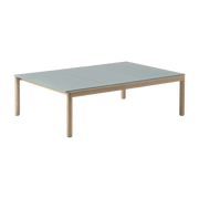 Table basse en grès bleu pâle lisse et chêne naturel 85 x 120 cm Couple - Muuto - The Cool Republic