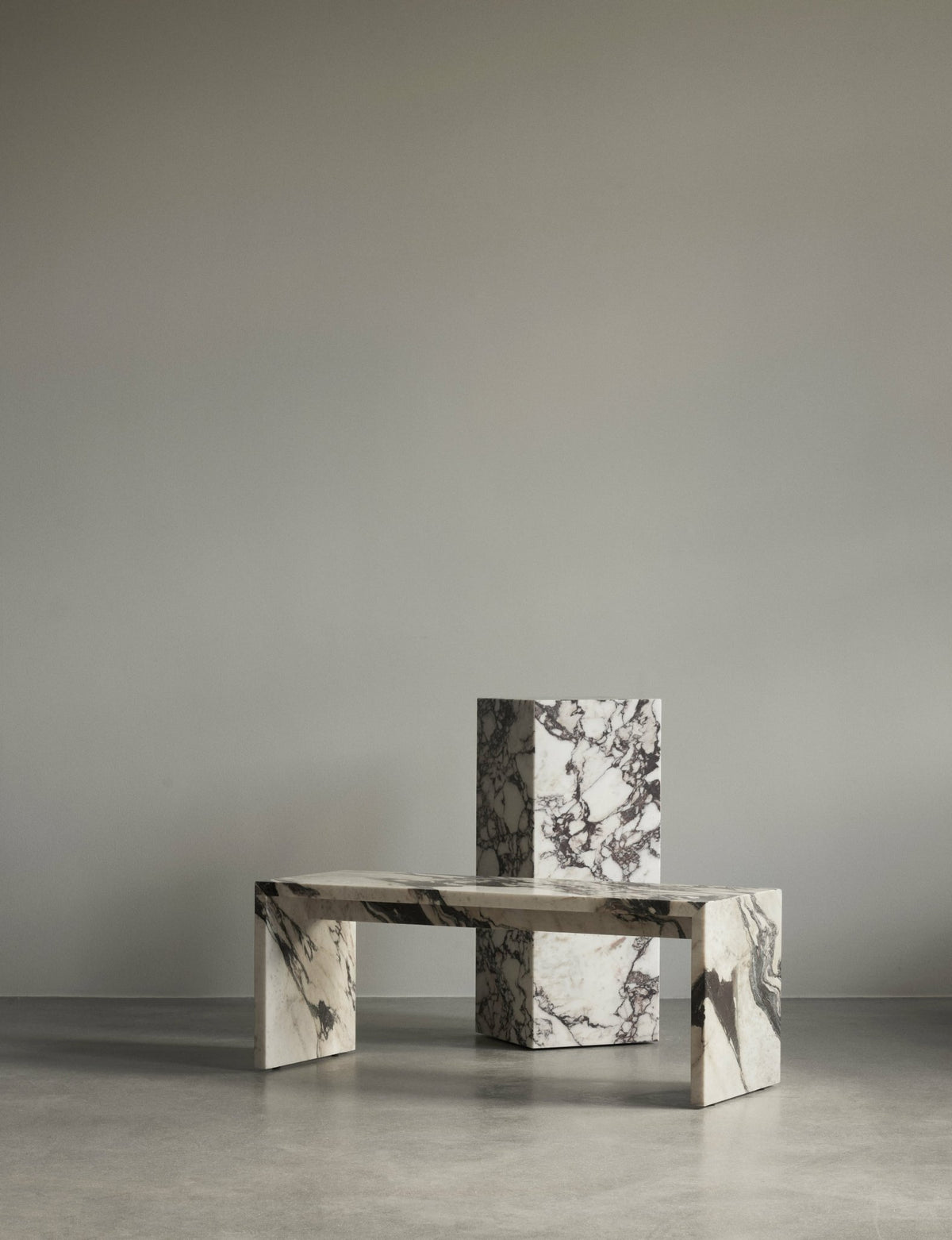 Table basse en marbre calacatta viola 100 x 38 cm Plinth Bridge - Audo - The Cool Republic