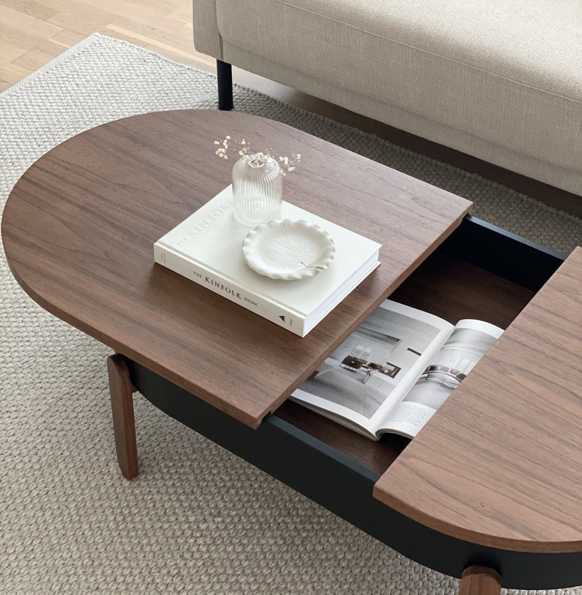Table basse en noyer et noire 100 cm Batea - Woodendot - The Cool Republic
