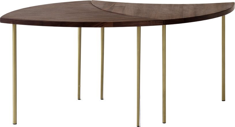 Table basse en noyer et pieds laiton Pinwheel HM7 - &tradition - The Cool Republic