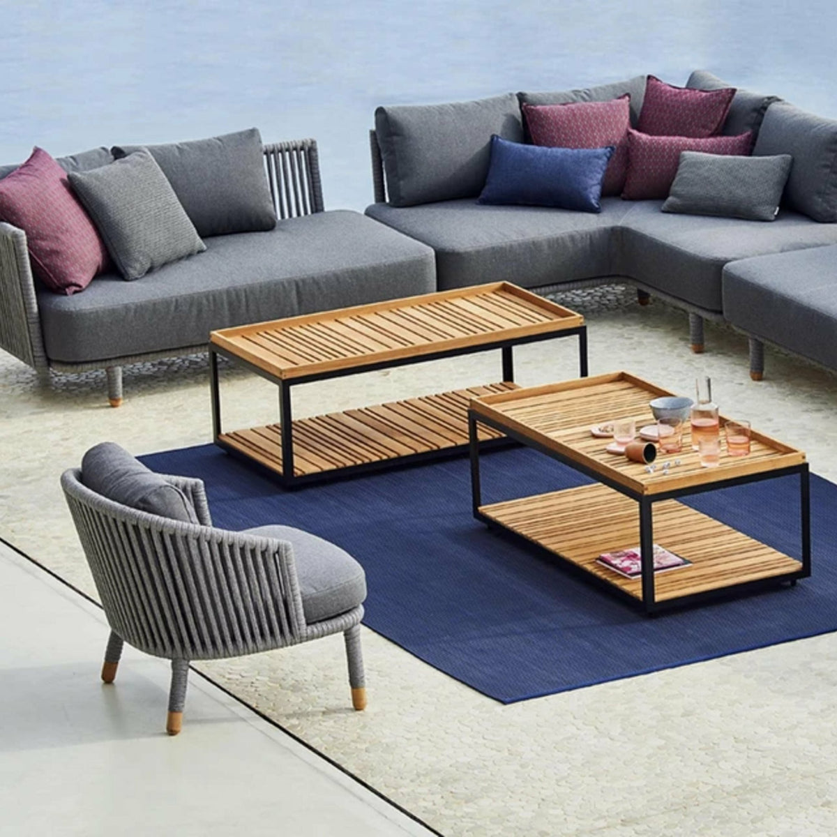 Table basse en teck et cadre blanc 122x62 cm Level - Cane-Line - The Cool Republic
