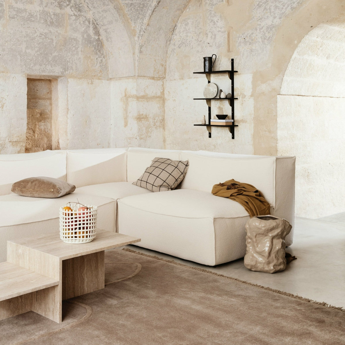 Table basse en travertin 100 x 35 x 55 cm Distinct - Ferm Living - The Cool Republic