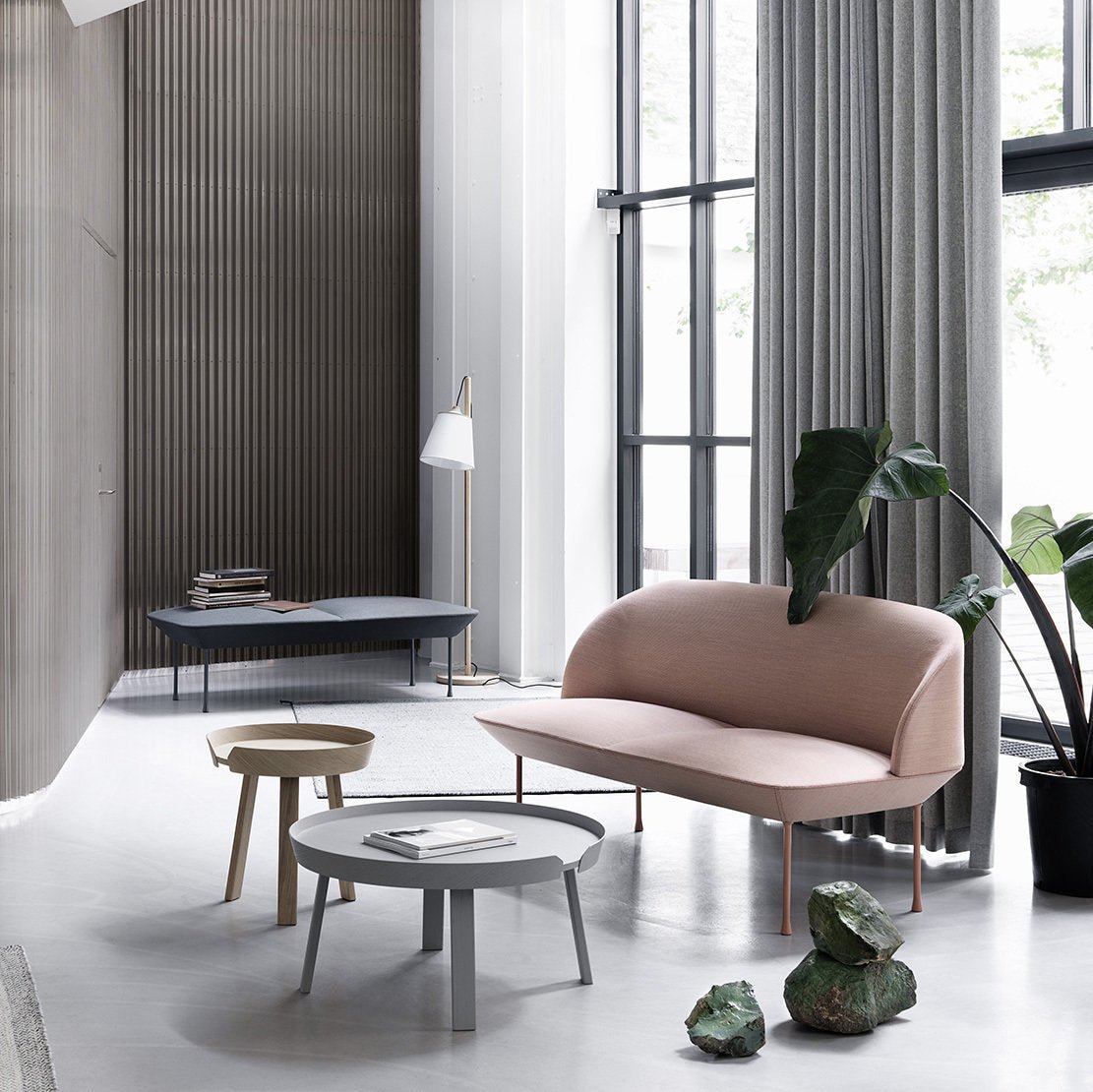 Table basse gris clair 95 cm Around - Muuto - The Cool Republic