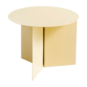 Coffee table ronde in yellow steel Slit - HAY - The Cool Republic