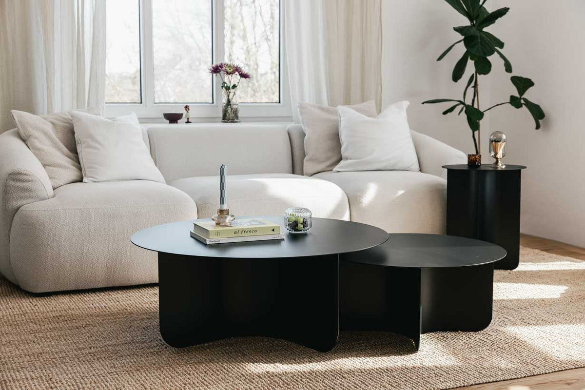 Table basse ronde en acier noir 90x35cm Miro - Metallbude - The Cool Republic