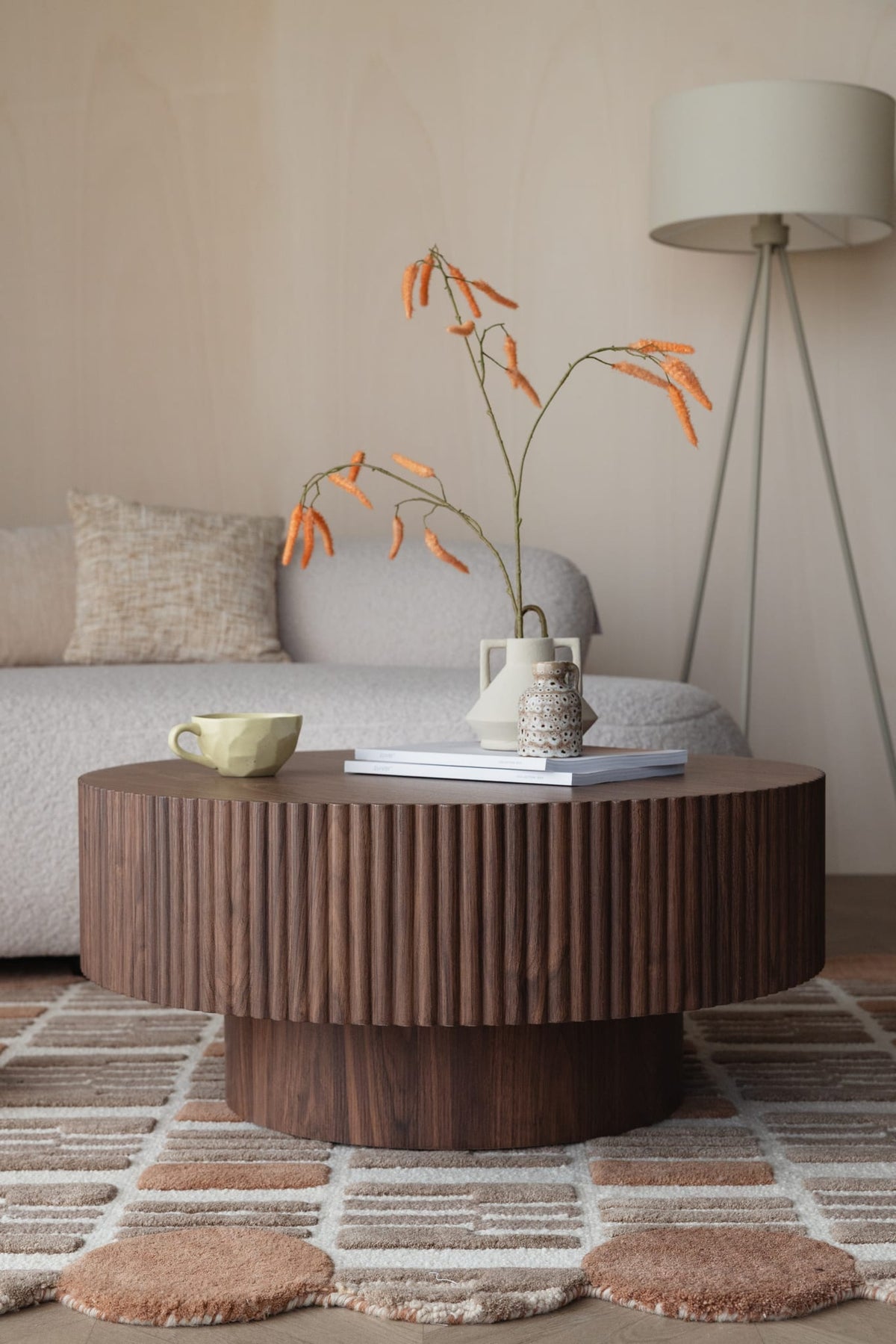 Table basse ronde en bois de noyer marron 80x80x35cm Elora - White Label Living — vue 2