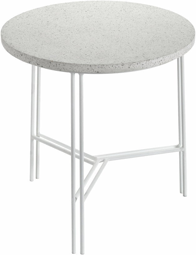 Table blanche d'appoint en terrazzo et métal 40 x 40 cm A. Sciortino - Serax - The Cool Republic