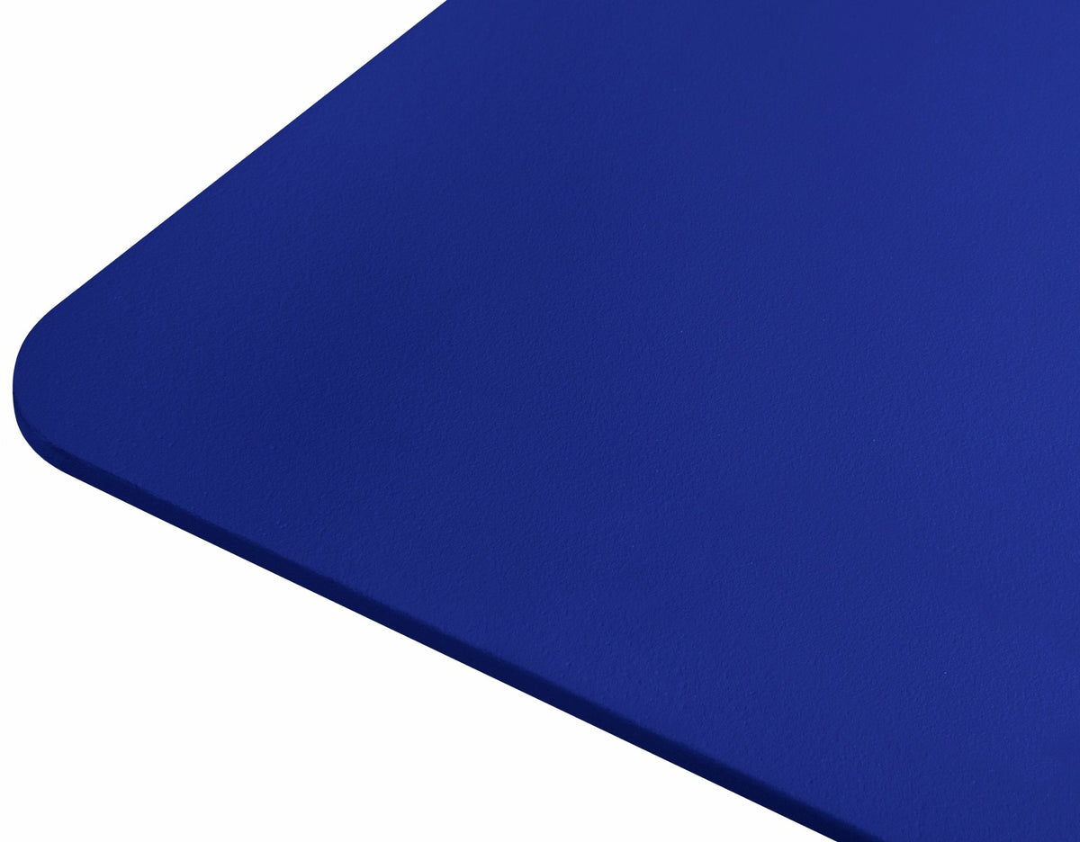 Table carrée en acier bleu outremer mat Chop - Hem - The Cool Republic