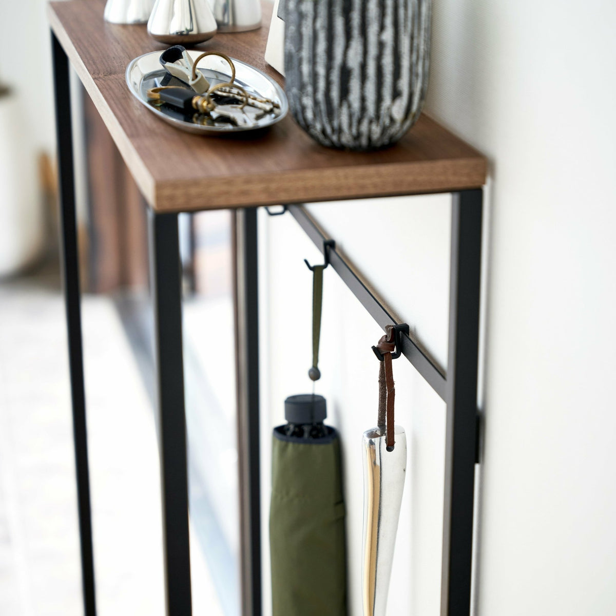 Table console noire Tower - Yamazaki - The Cool Republic