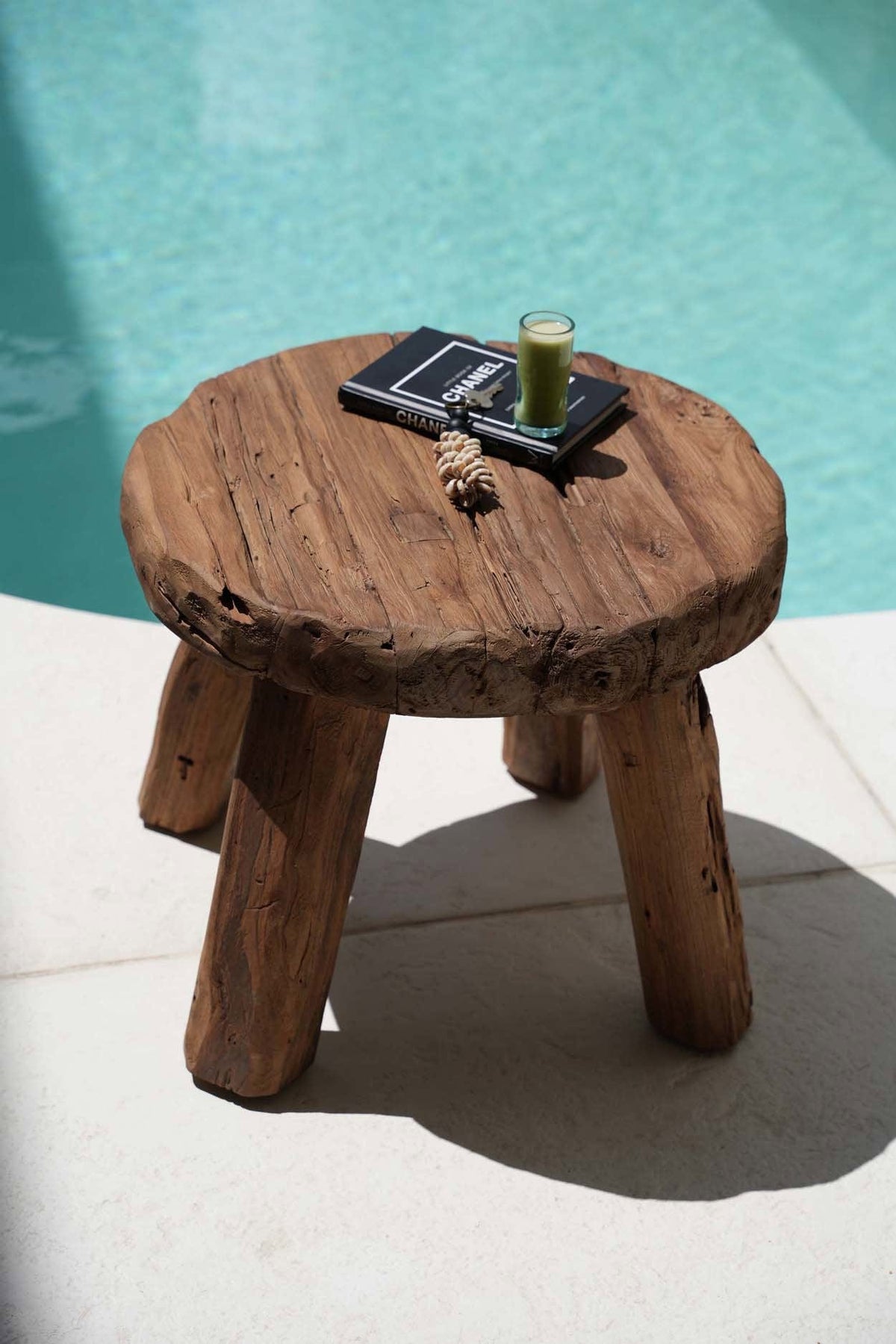 Table d'appoint ronde de jardin en bois de teck massif marron 50x50x40cm Marabunta Rustic - Bazar Bizar — vue 2