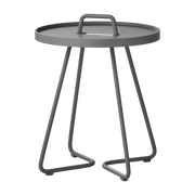 Table d'appoint 46,5 cm en aluminium gris On-the-move - Cane-Line - The Cool Republic