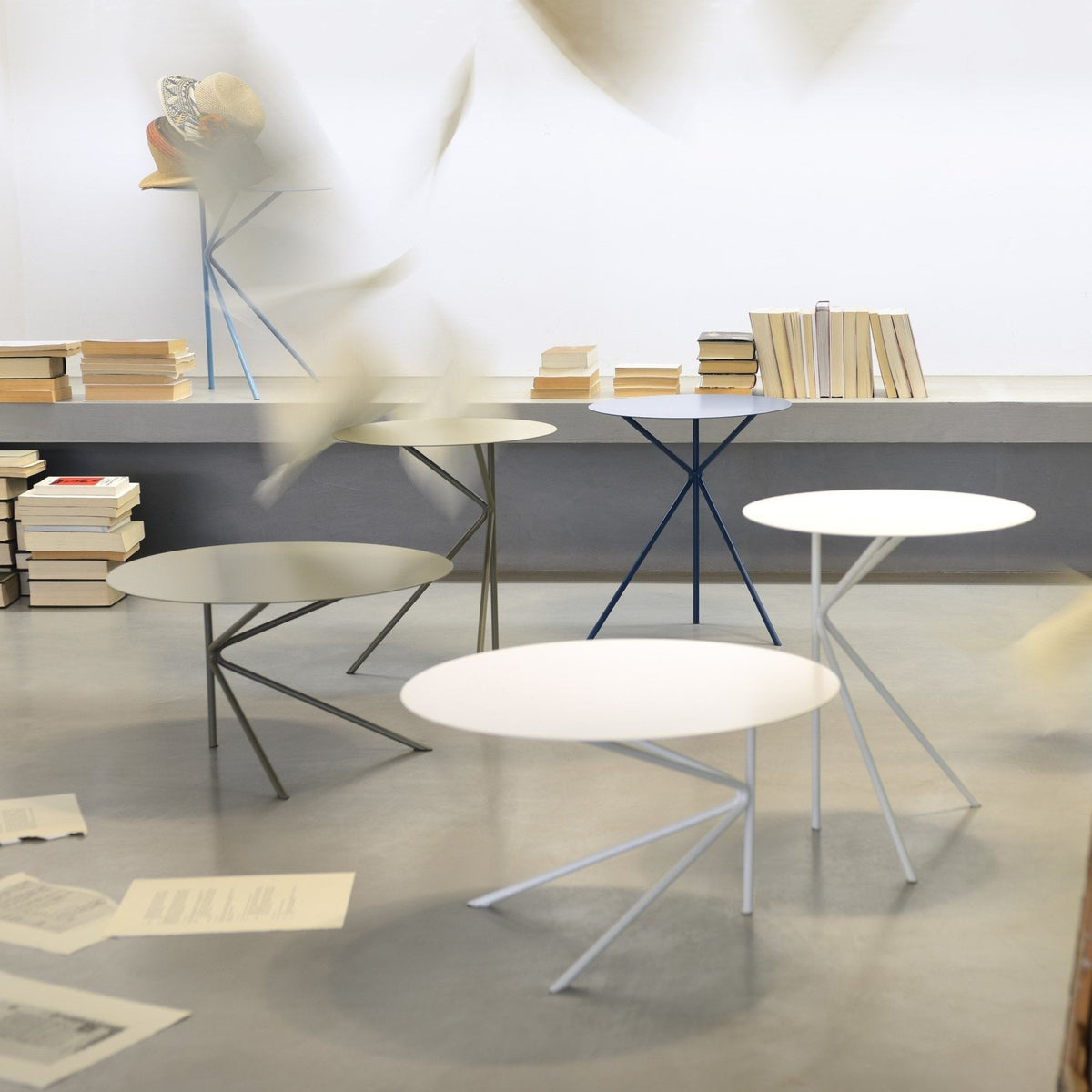 Table d'appoint blanche Twin Alto - Meme Design - The Cool Republic