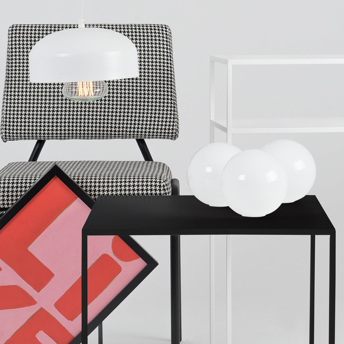 Table d'appoint carré noire en métal Tensio - Custom Form - The Cool Republic