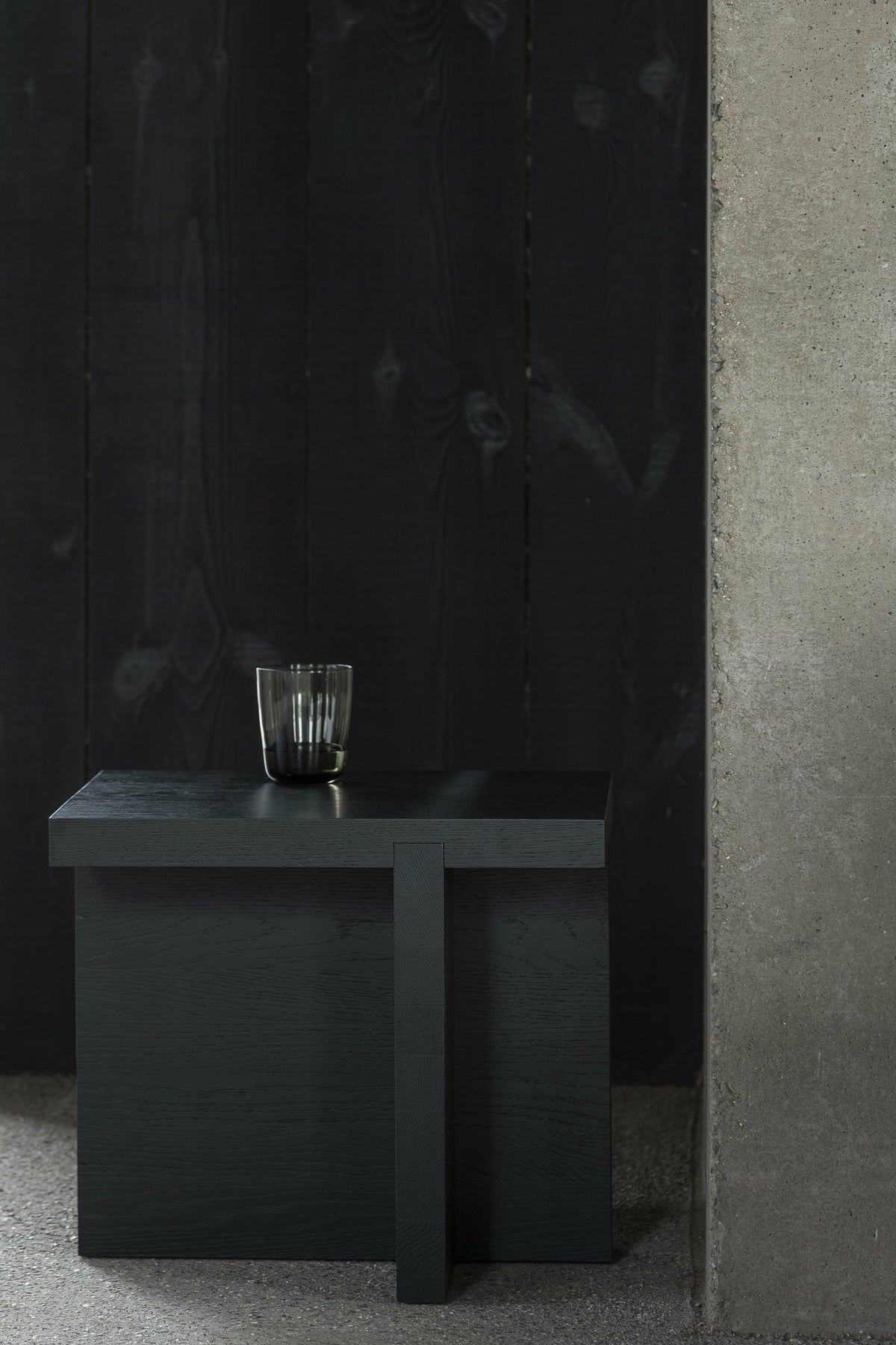 Black oak rectangular side table 45 x 45 cm Rudolph - Serax - The Cool Republic