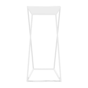 Table d'appoint carrée en métal blanc Zak - Custom Form - The Cool Republic