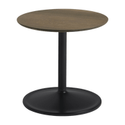 Table d'appoint chêne fumé et aluminium noir D 48 x H 40 cm Soft - Muuto - The Cool Republic