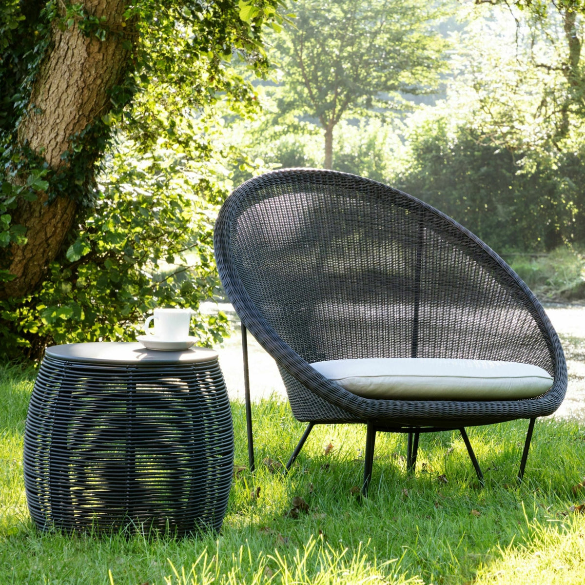 Table d'appoint d'extérieur D44 cm noir Ivo - Vincent Sheppard - The Cool Republic