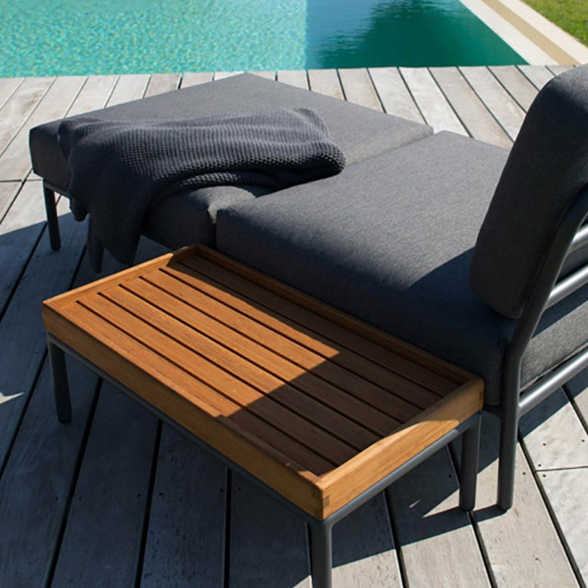 Table d'appoint d'extérieur en bambou 40 x 80 LEVEL - Houe - The Cool Republic