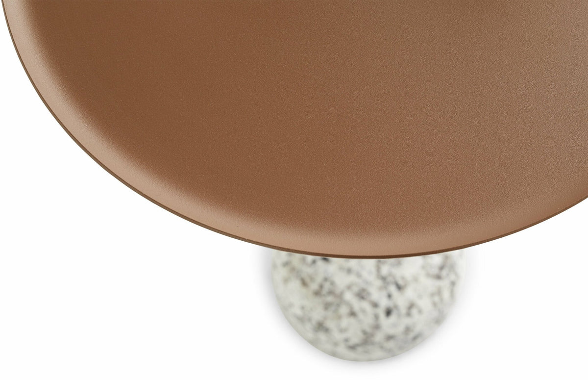Table d'appoint en acier marron pâle Bowler - Hay - The Cool Republic