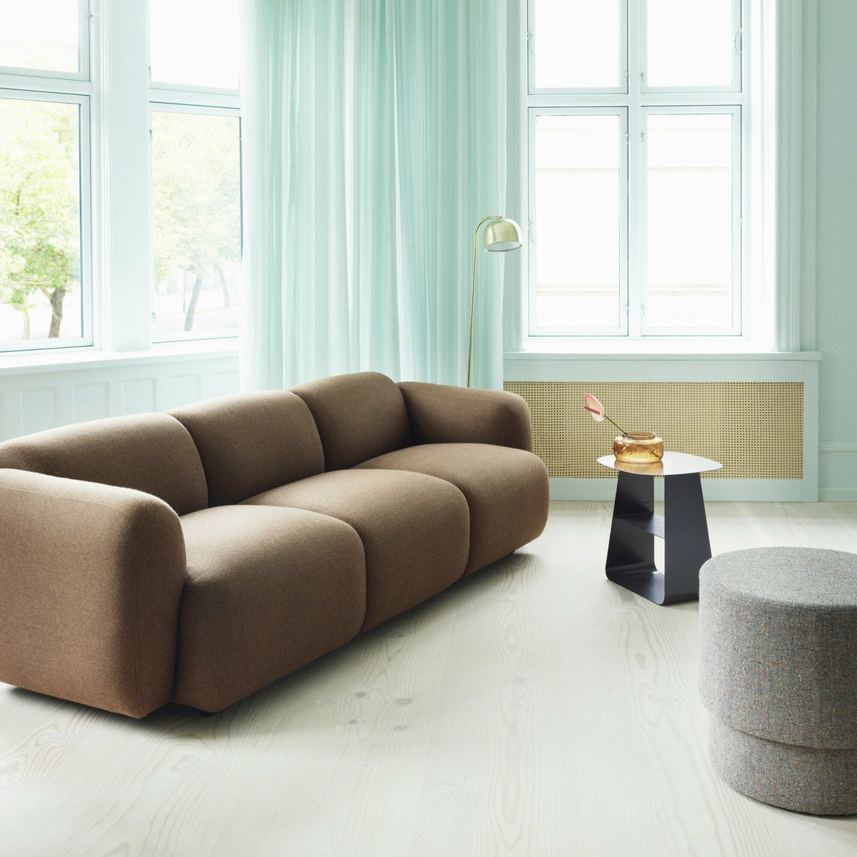 Table d'appoint en acier marron S Stay noirbrown - Normann Copenhagen - The Cool Republic